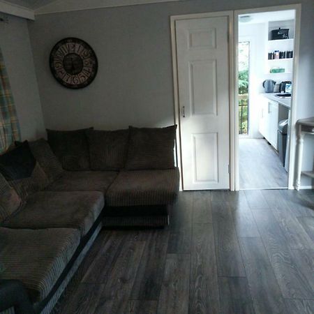 Tarrareoch Guest House Bathgate Buitenkant foto